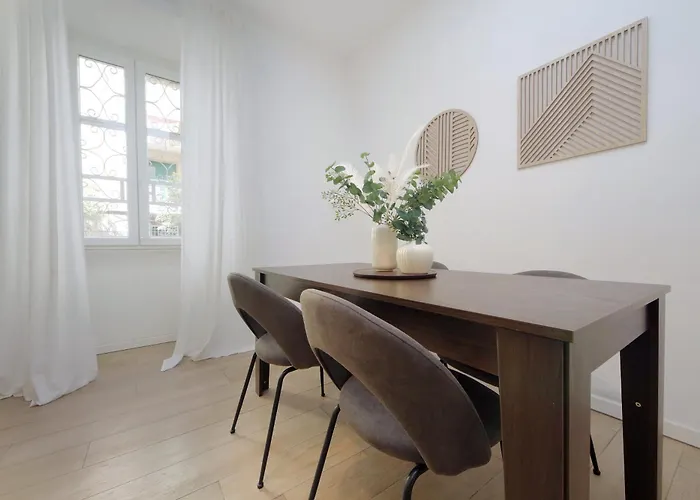 Amiterno Elegance - By Domus Dimore Apartment